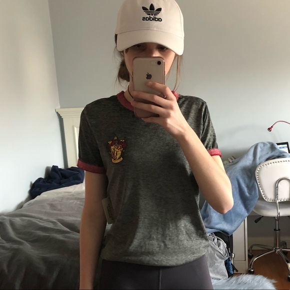 Harry Potter Gryffindor House Shirt - Picture 2 of 4